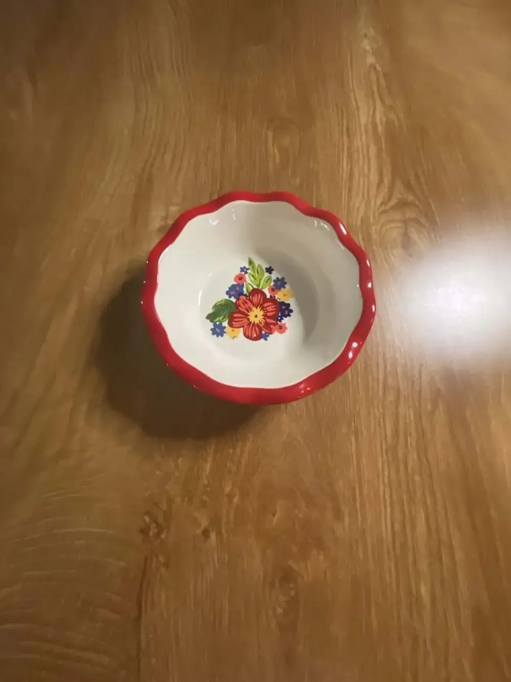 The Pioneer Woman Stoneware Mini Pie Pan / Ramekin with Floral Pattern and Scall